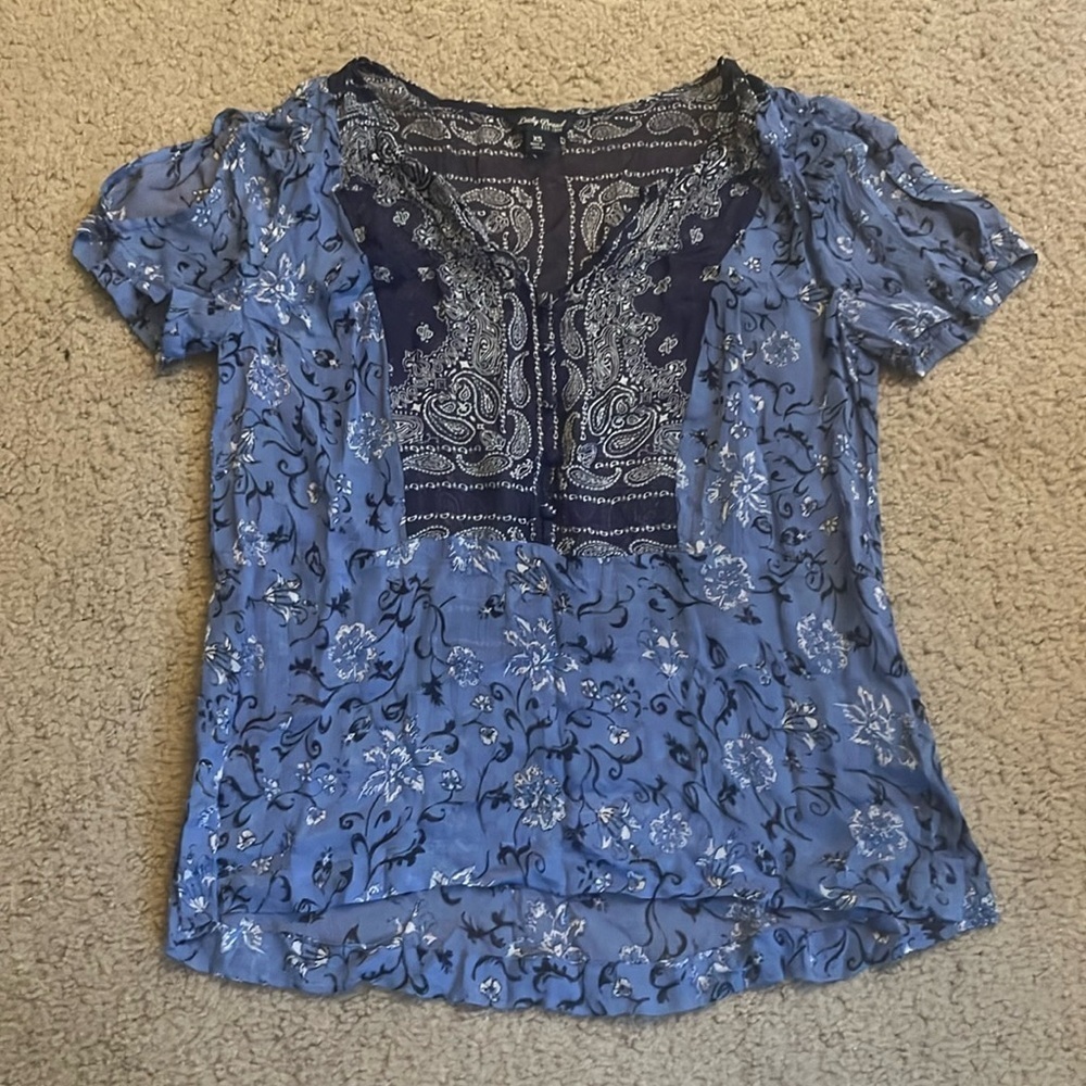 Lucky brand sheer top sz xs